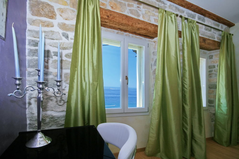 Angelo D'Oro Apartment Monte ロヴィニ エクステリア 写真