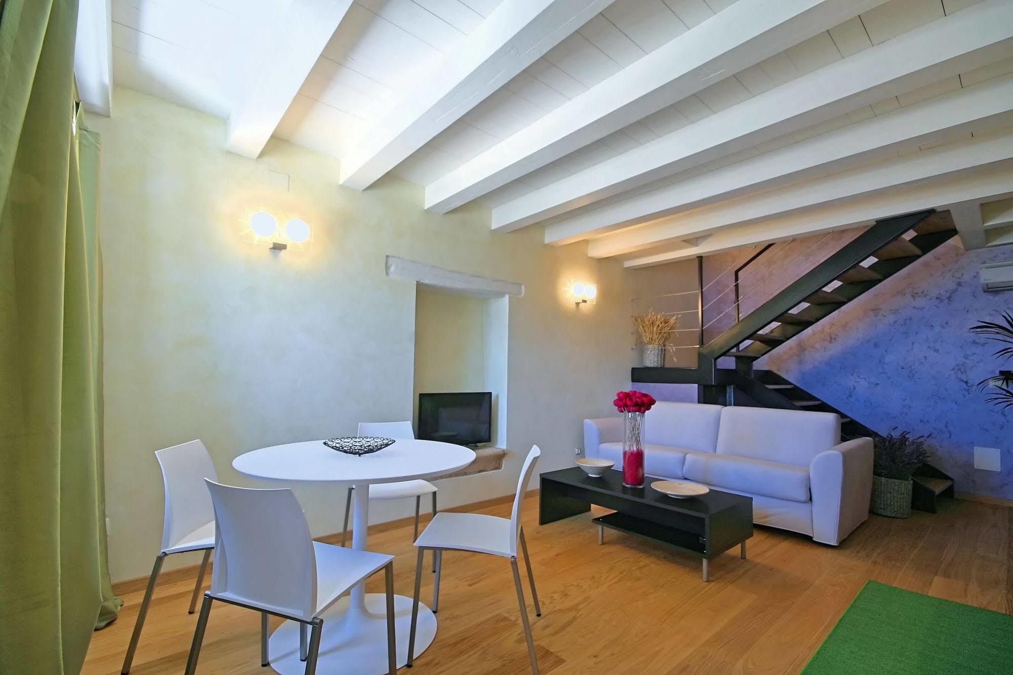 Angelo D'Oro Apartment Monte ロヴィニ エクステリア 写真