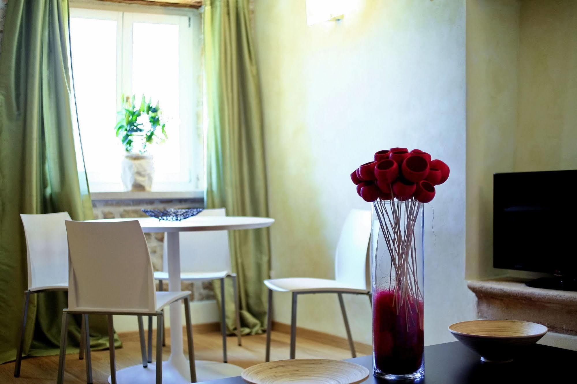 Angelo D'Oro Apartment Monte ロヴィニ エクステリア 写真