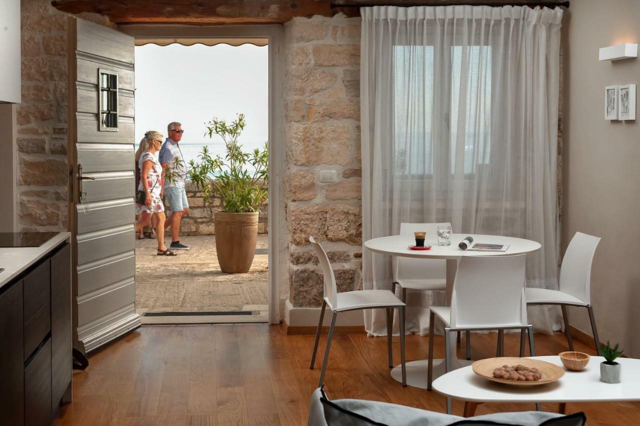 Angelo D'Oro Apartment Monte ロヴィニ エクステリア 写真